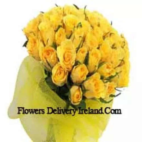 Bunch Of 37 Yellow Roses With Seasonal Fillers